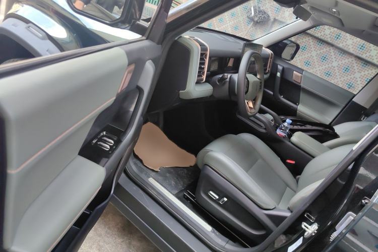 Used iCAR 03 2024 501km Range Two-Wheel Drive Long-Range Smart Trend Edition Interior 3