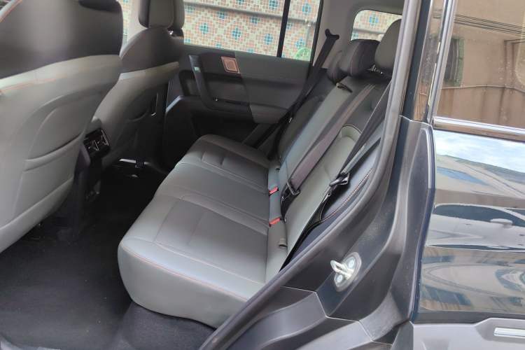Used iCAR 03 2024 501km Range Two-Wheel Drive Long-Range Smart Trend Edition Interior 4