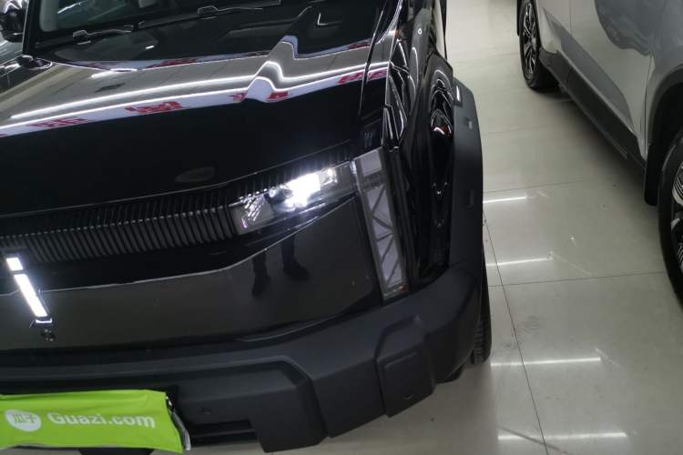 Used iCAR 03 2024 401km Two-Wheel Drive Standard Advanced Version Left Front Headlight