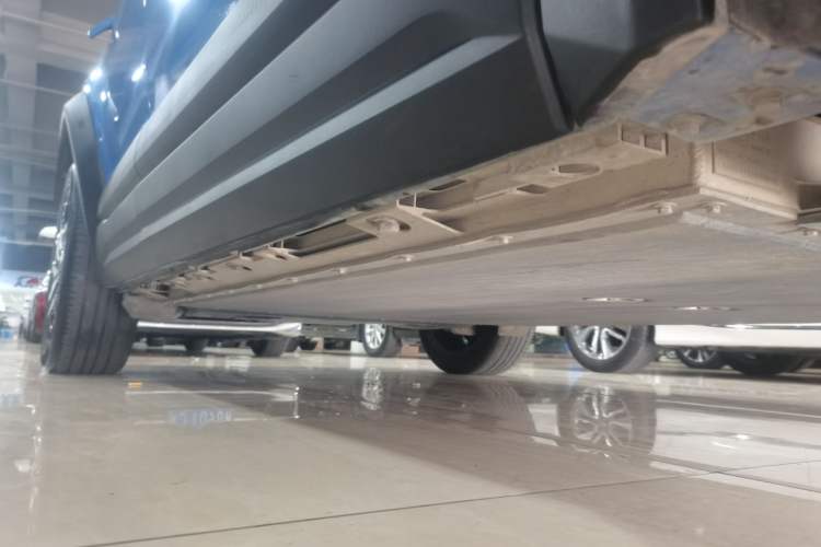 Used iCAR 03 2024 472km Four-Wheel Drive Long-Range Version Right Side Sill
