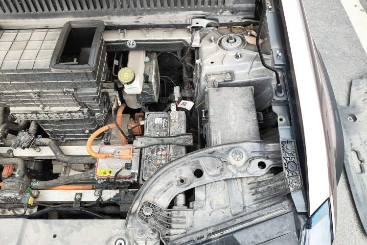 Used iCAR 03 2024 501km Four-wheel Drive Long-Range Advanced Version Engine Bay Left