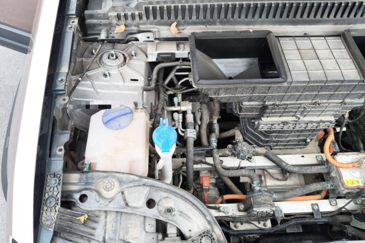 Used iCAR 03 2024 501km Four-wheel Drive Long-Range Advanced Version Engine Bay Right