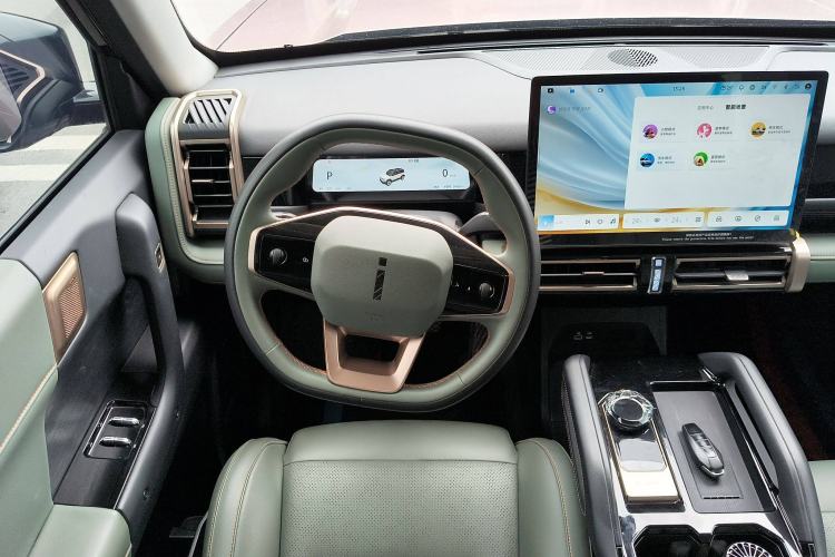 Used iCAR 03 2024 501km Four-wheel Drive Long-Range Advanced Version Steering Wheel