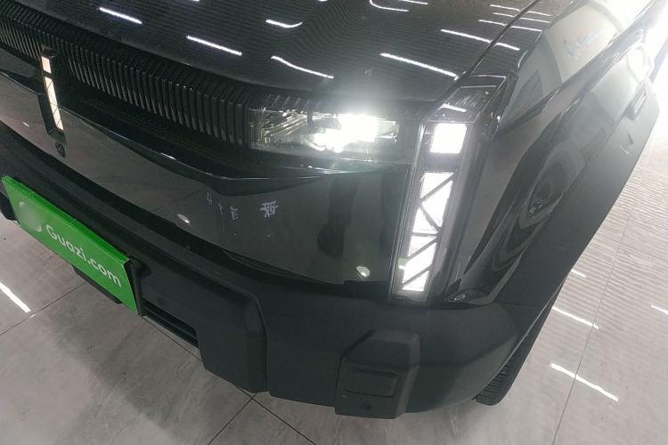 Used iCAR 03 2024 501km Four-wheel Drive Long-Range Advanced Version Left Front Headlight