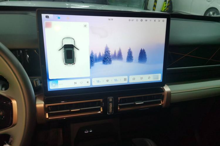 Used iCAR 03 2024 401km Two-Wheel Drive Standard Advanced Version Audio And AC Panel