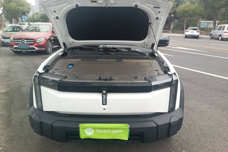 Used iCAR 03 2024 472km Four-Wheel Drive Long-Range Intelligent Advanced Version Engine Bay