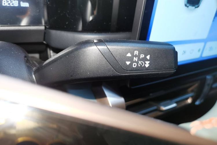Used iCAR 03 2024 401km Two-Wheel Drive Standard Advanced Version Gear Lever