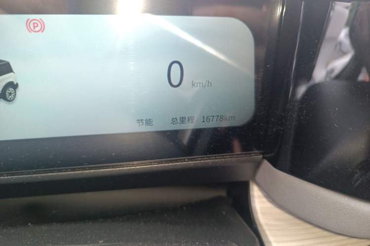 Used iCAR 03 2024 472km Four-Wheel Drive Long-Range Intelligent Advanced Version Odometer Close Up