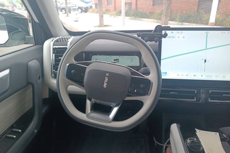 Used iCAR 03 2024 472km Four-Wheel Drive Long-Range Intelligent Advanced Version Steering Wheel