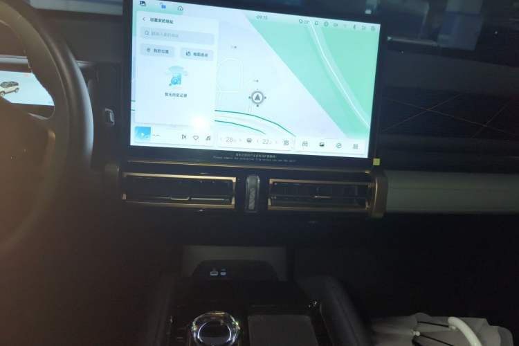 Used iCAR 03 2024 472km Four-Wheel Drive Long-Range Version Audio And AC Panel