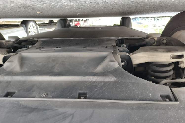 Used iCAR 03 2024 401km Two-Wheel Drive Standard Advanced Version Chassis Rear