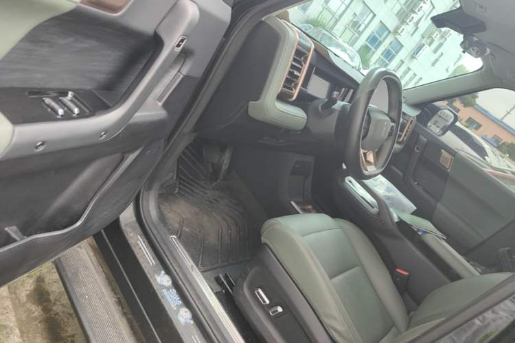 Used iCAR 03 2024 401km Two-Wheel Drive Standard Advanced Version Driver Seat