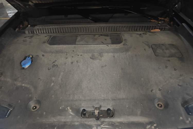 Used iCAR 03 2024 501km Two-Wheel Drive Long-Range Yuechao Edition Engine Bay