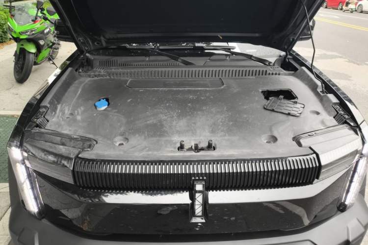 Used iCAR 03 2024 501km Two-Wheel Drive Long-Range Version Engine Bay