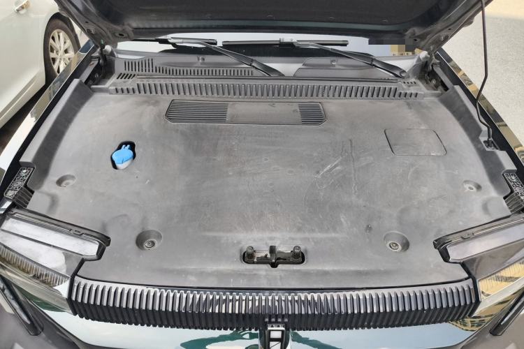 Used iCAR 03 2024 401km Two-Wheel Drive Standard Advanced Version Engine Bay