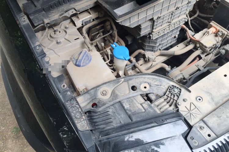 Used iCAR 03 2024 501km Range Two-Wheel Drive Long-Range Smart Trend Edition Engine Bay Right