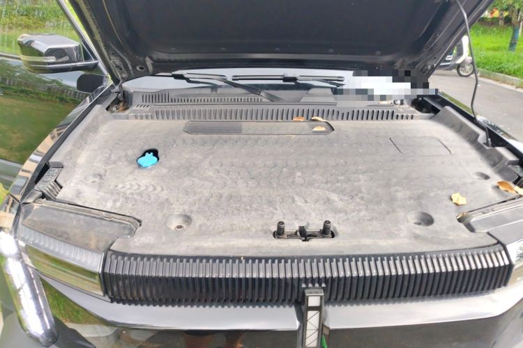 Used iCAR 03 2024 501km Two-Wheel Drive Long-Range Yuechao Edition Engine Bay