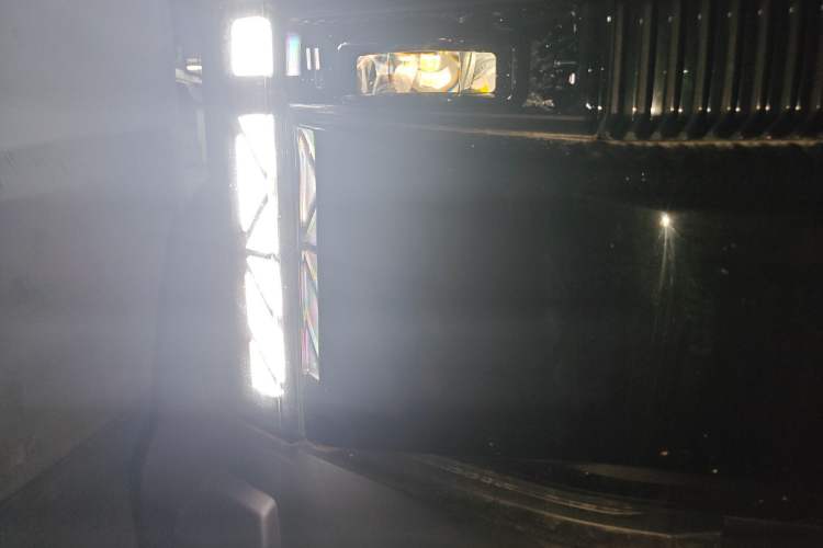 Used iCAR 03 2024 501km Two-Wheel Drive Long-Range Yuechao Edition Exterior 6