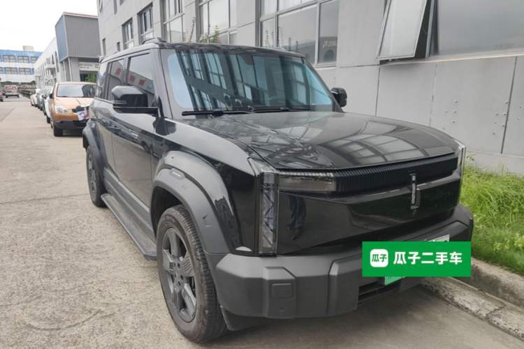 Used iCAR 03 2024 401km Two-Wheel Drive Standard Advanced Version Front Right 45 Deg