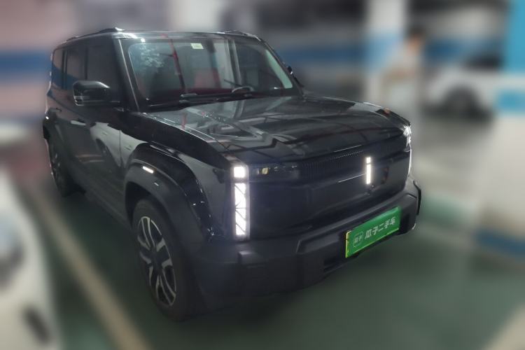 Used iCAR 03 2024 472km Four-Wheel Drive Long-Range Version Front Right 45 Deg
