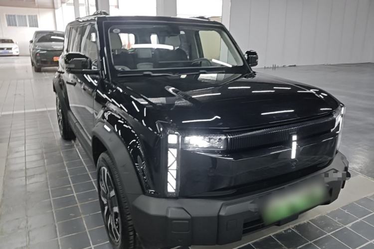 Used iCAR 03 2024 472km Four-Wheel Drive Long-Range Version Front Right 45 Deg