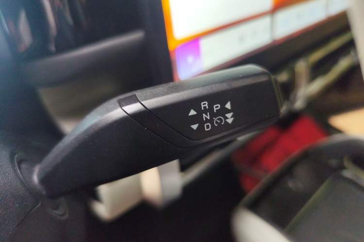Used iCAR 03 2024 501km Range Two-Wheel Drive Long-Range Smart Trend Edition Gear Lever
