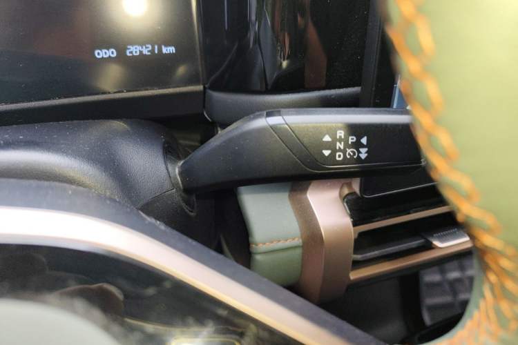 Used iCAR 03 2024 501km Two-Wheel Drive Long-Range Yuechao Edition Gear Lever