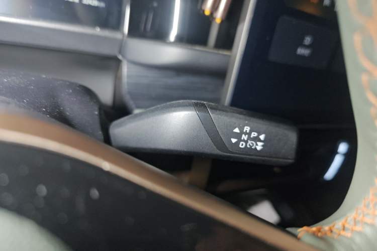 Used iCAR 03 2024 472km Four-Wheel Drive Long-Range Version Gear Lever