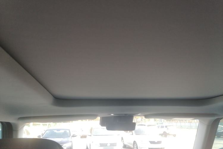 Used iCAR 03 2024 501km Four-wheel Drive Long-Range Advanced Version Headliner