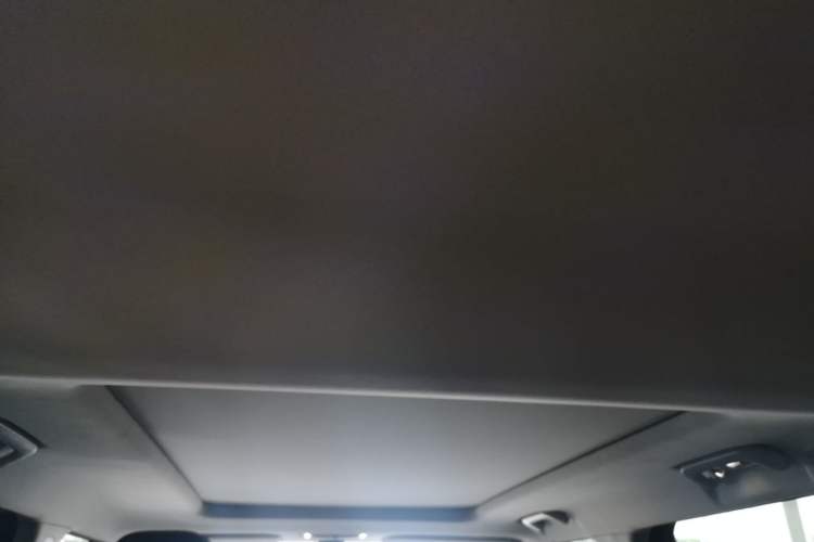 Used iCAR 03 2024 501km Two-Wheel Drive Long-Range Version Headliner