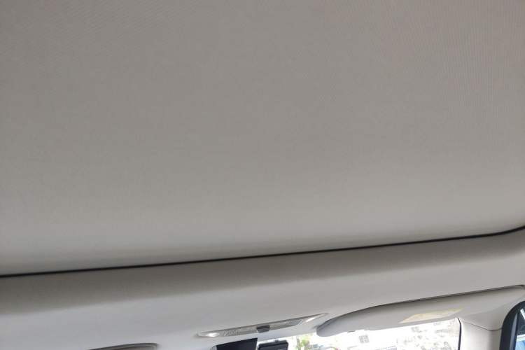 Used iCAR 03 2024 501km Two-Wheel Drive Long-Range Version Headliner