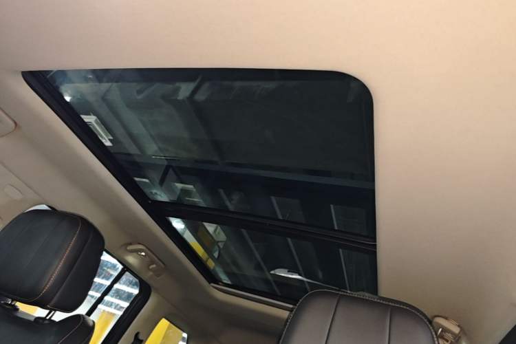 Used iCAR 03 2024 501km Two-Wheel Drive Long-Range Yuechao Edition Headliner