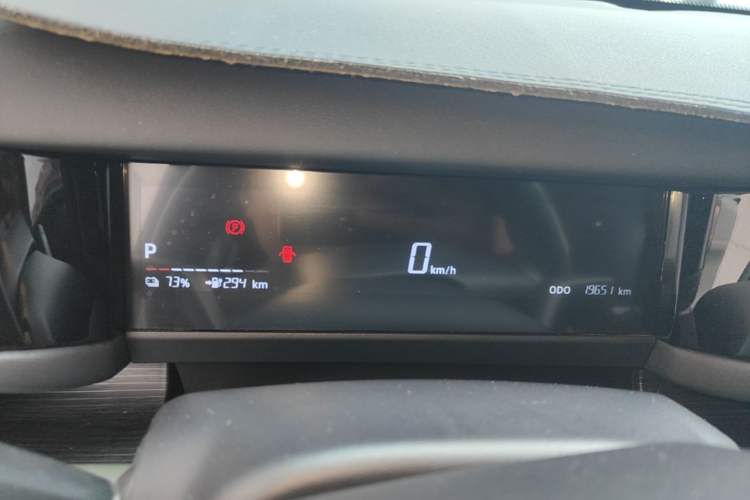 Used iCAR 03 2024 401km Two-Wheel Drive Standard Advanced Version Instrument Cluster