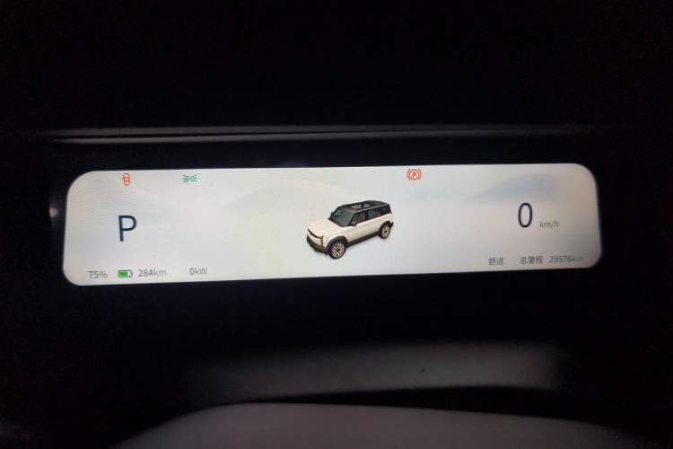 Used iCAR 03 2024 472km Four-Wheel Drive Long-Range Version Instrument Cluster