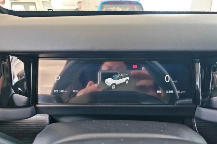 Used iCAR 03 2024 472km Four-Wheel Drive Long-Range Smart Enjoyment Version Instrument Cluster