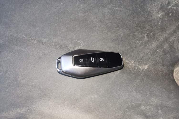 Used iCAR 03 2024 472km Four-Wheel Drive Long-Range Version Interior 1
