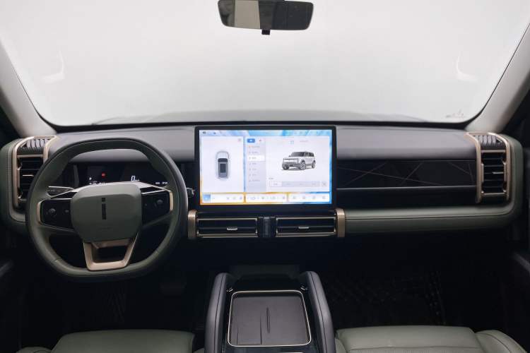 Used iCAR 03 2024 501km Two-Wheel Drive Long-Range Yuechao Edition Interior 1