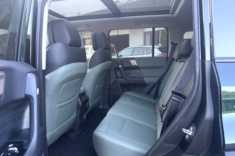 Used iCAR 03 2024 501km Two-Wheel Drive Long-Range Yuechao Edition Interior 5