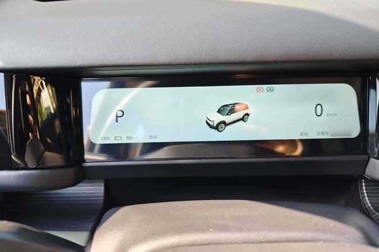 Used iCAR 03 2024 501km Four-wheel Drive Long-Range Advanced Version Interior 9
