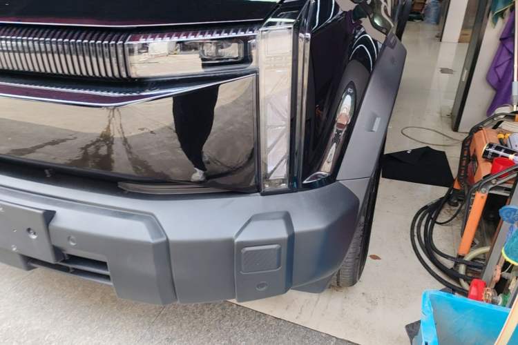 Used iCAR 03 2024 401km Range Two-Wheel Drive Standard Yuechao Version Left Front Headlight