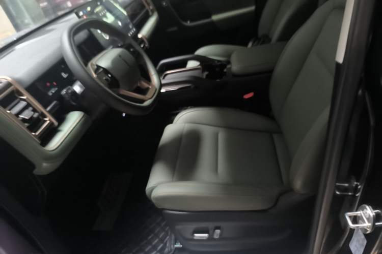 Used iCAR 03 2024 401km Two-Wheel Drive Standard Advanced Version Left Front Seat