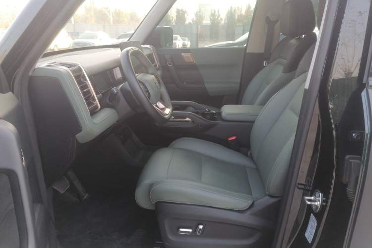 Used iCAR 03 2024 501km Four-wheel Drive Long-Range Advanced Version Left Front Seat