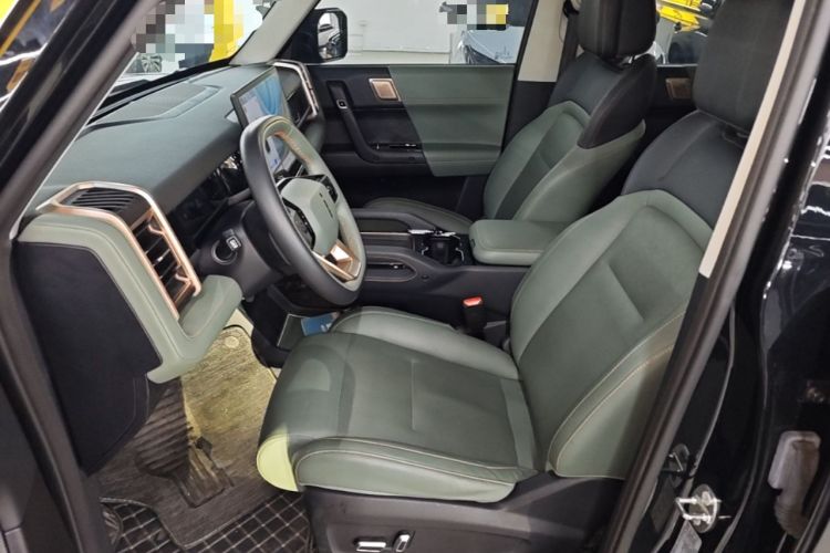 Used iCAR 03 2024 501km Two-Wheel Drive Long-Range Yuechao Edition Left Front Seat