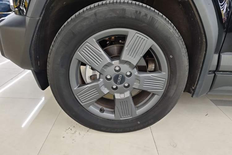 Used iCAR 03 2024 501km Two-Wheel Drive Long-Range Yuechao Edition Left Front Wheel Hub
