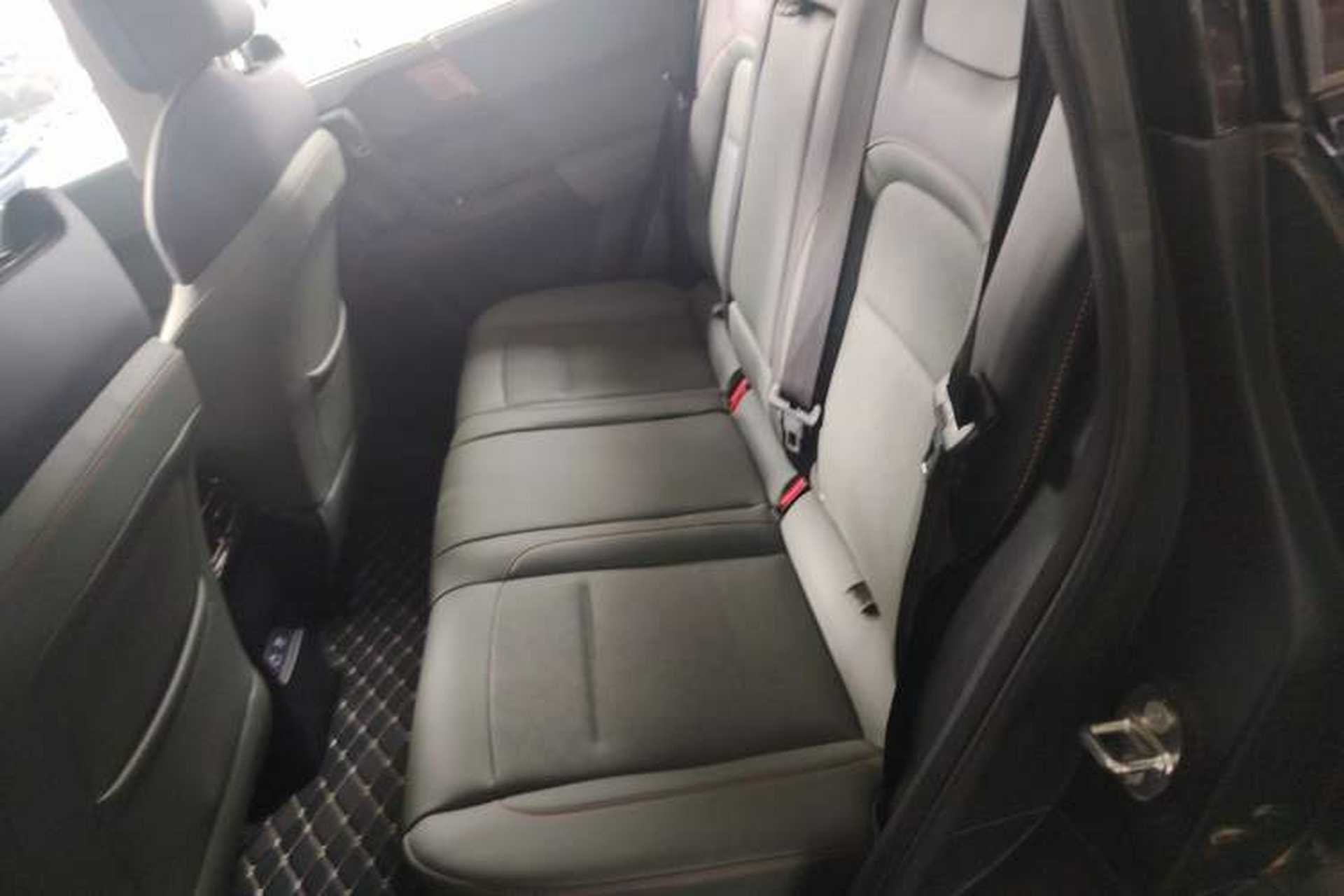 Used iCAR 03 2024 501km Four-wheel Drive Long-Range Advanced Version Left Rear Seat