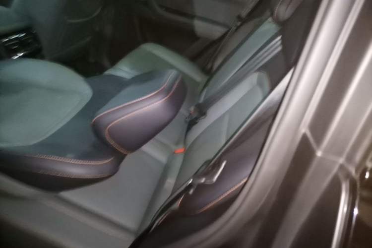 Used iCAR 03 2024 501km Two-Wheel Drive Long-Range Version Left Rear Seat