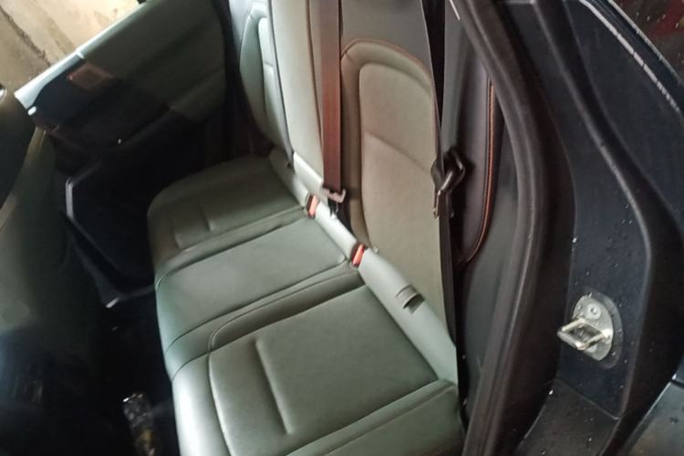 Used iCAR 03 2024 501km Two-Wheel Drive Long-Range Version Left Rear Seat