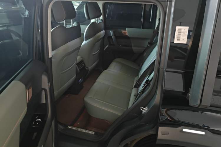 Used iCAR 03 2024 501km Two-Wheel Drive Long-Range Yuechao Edition Left Rear Seat