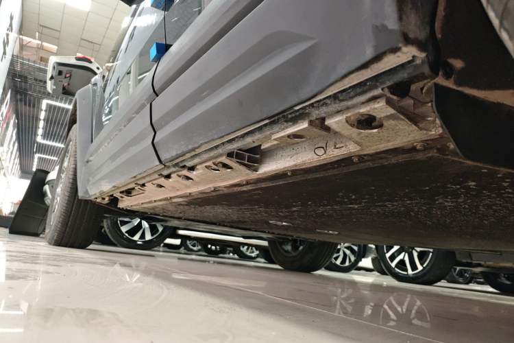 Used iCAR 03  Left Side Sill