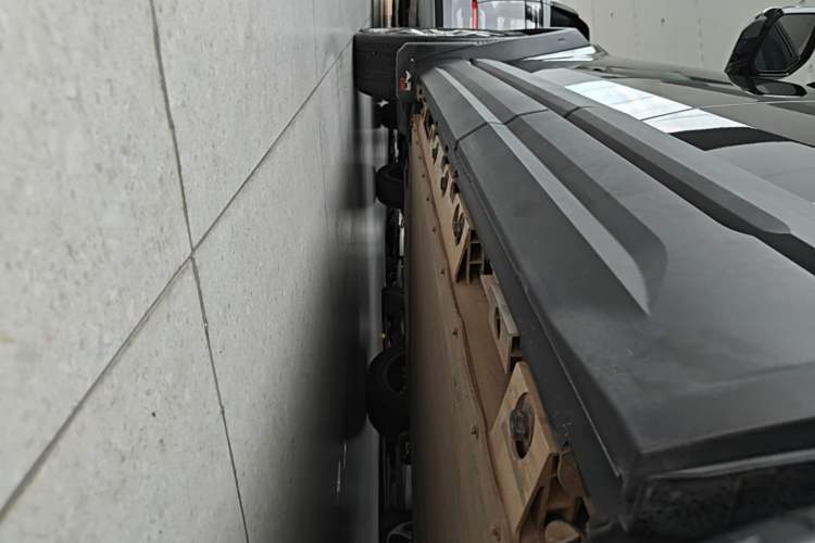 Used iCAR 03 2024 472km Four-Wheel Drive Long-Range Version Left Side Sill
